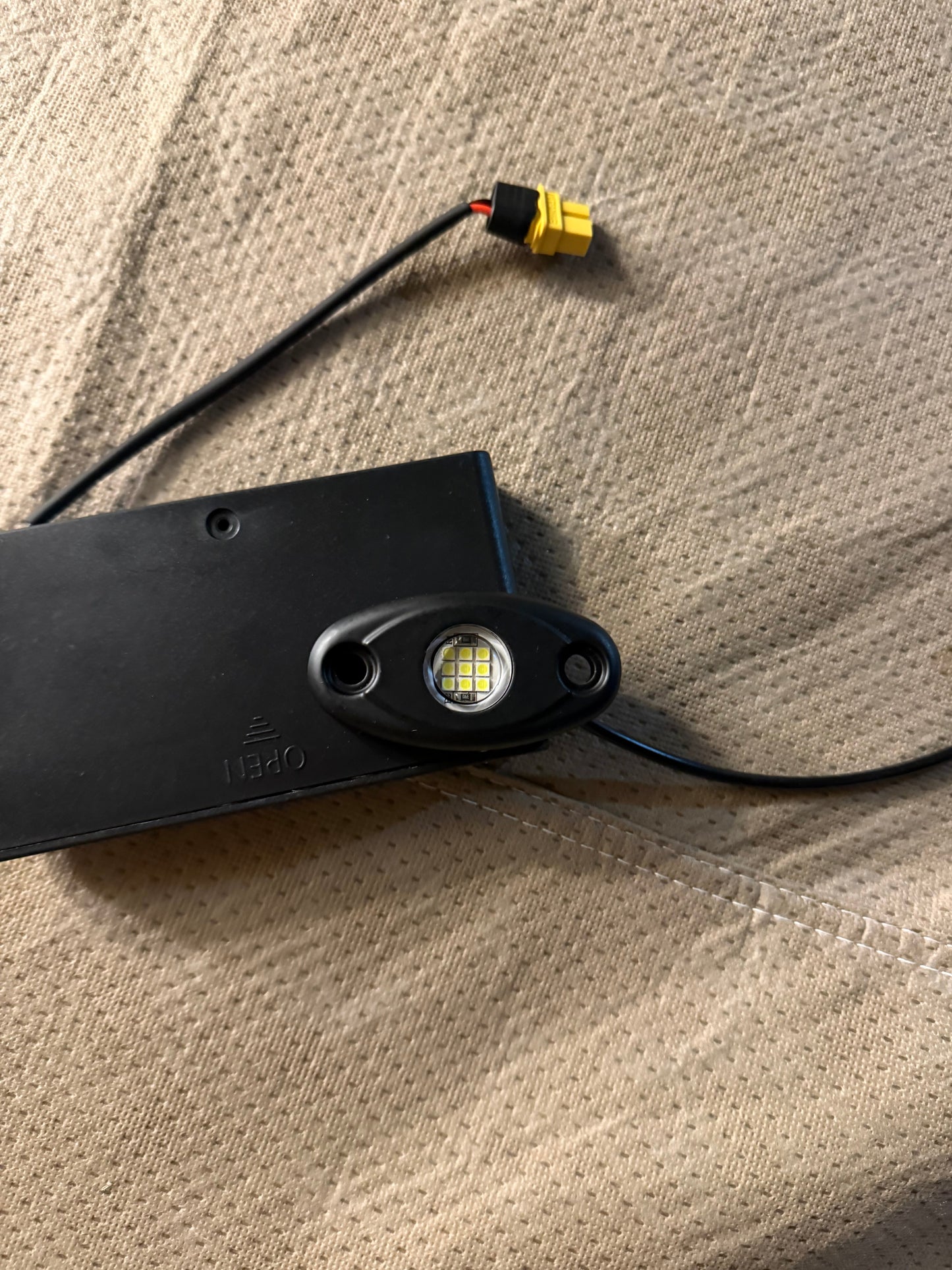 Factory battery powered rock lights