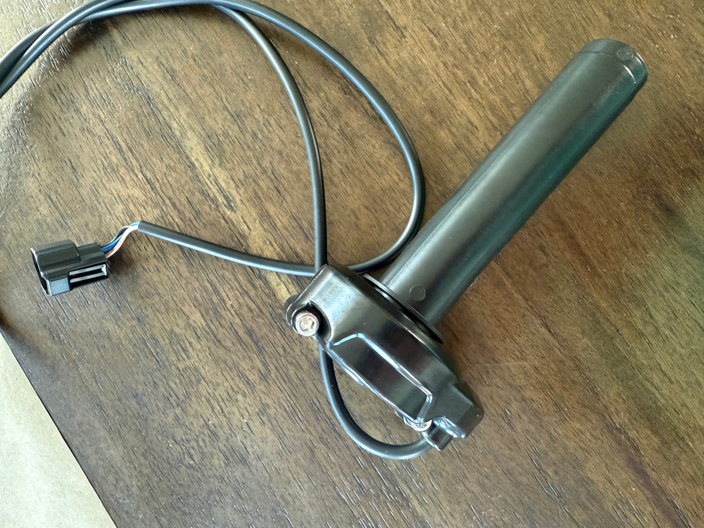 Razor Plug and Play surron Throttle