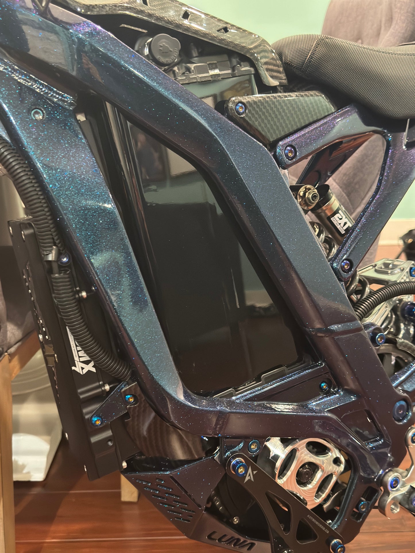 E-Bike "invisible" Vantablack Battery Wrap